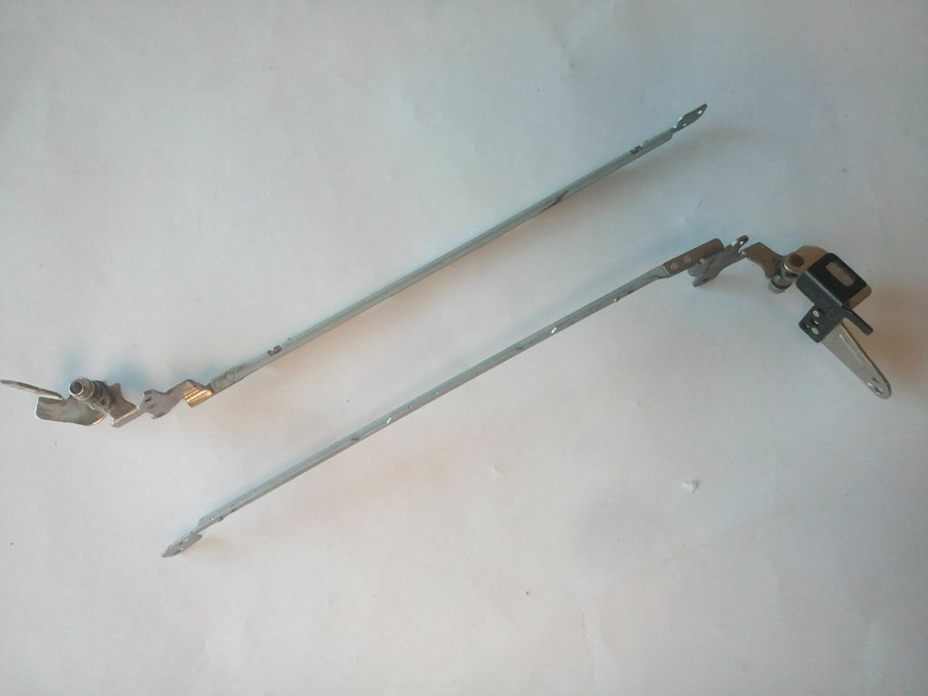 Lenovo X121e Thinkpad 11.6" Laptop HINGES LEFT & RIGHT PAIR 04W2225 04W2227