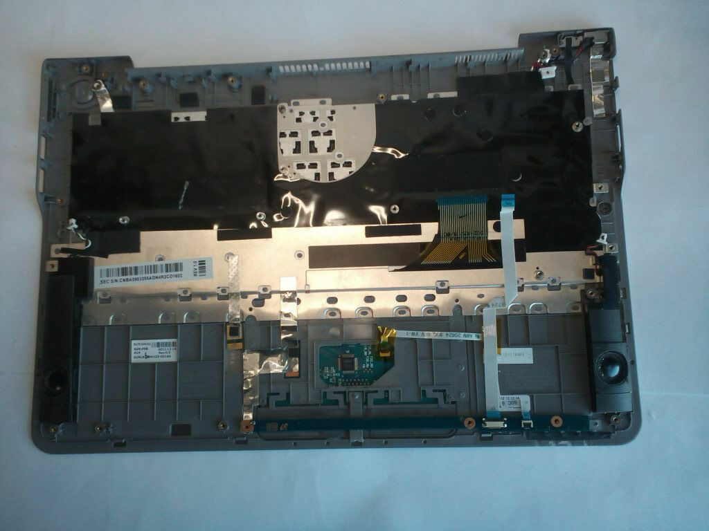 Samsung 5 Series Ultra 13.3" NP530U3C PALMREST KEYBOARD & TOUCHPAD | CNBA5903255