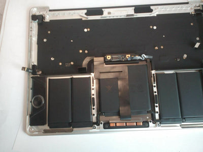 Apple MacBook Pro 13" 2016/17 A1706 4TB PALMREST KEYBOARD 821-00681 | 661-07951