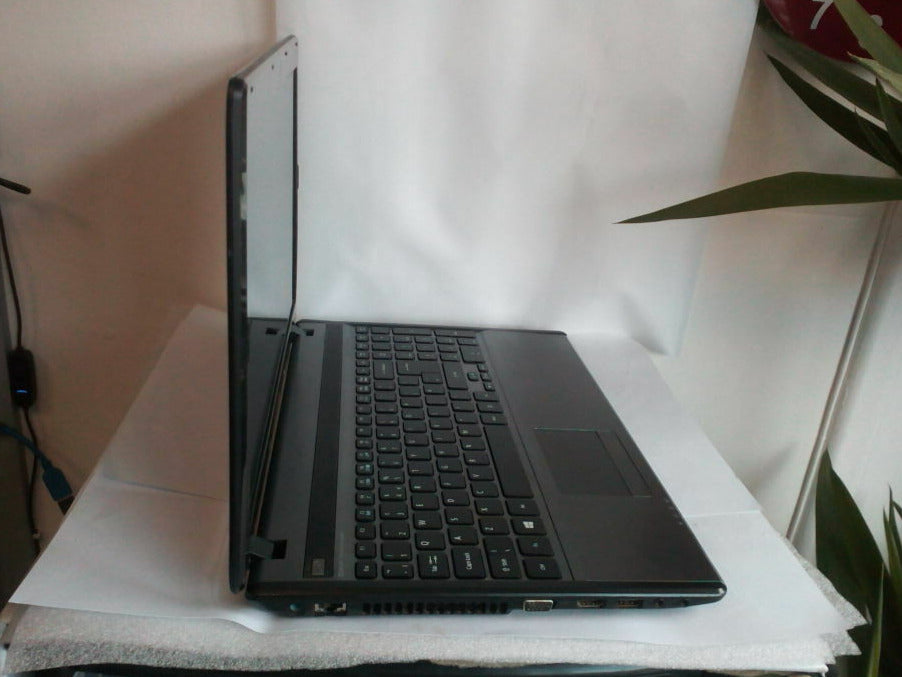 Acer Aspire 5755 15.6" i5-240M 2.50GHz 120GB SSD HDD 8GB W11 Webcam Laptop