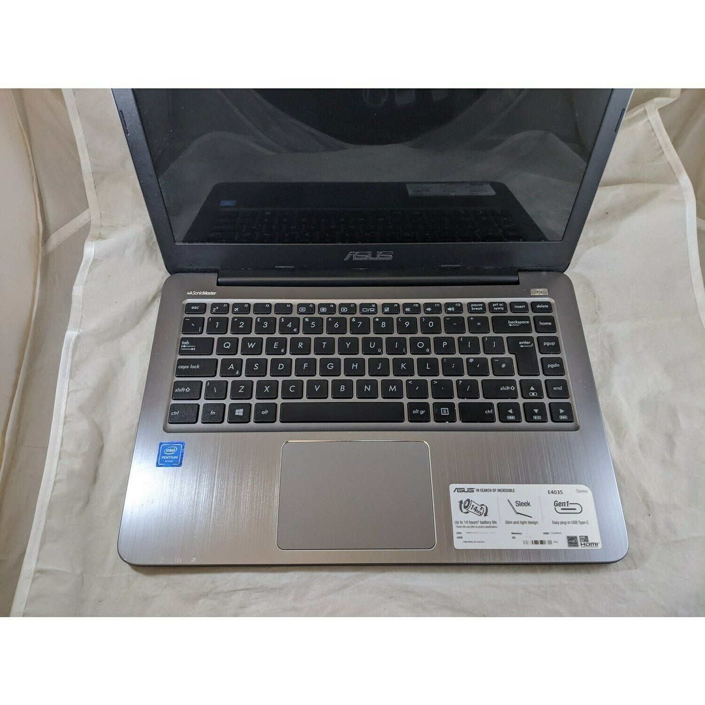 ASUS VIVOBOOK E403S 14" 1.60GB 32GB SSD 2GB Ram Laptop Ultrabook W10 Pro Webcam