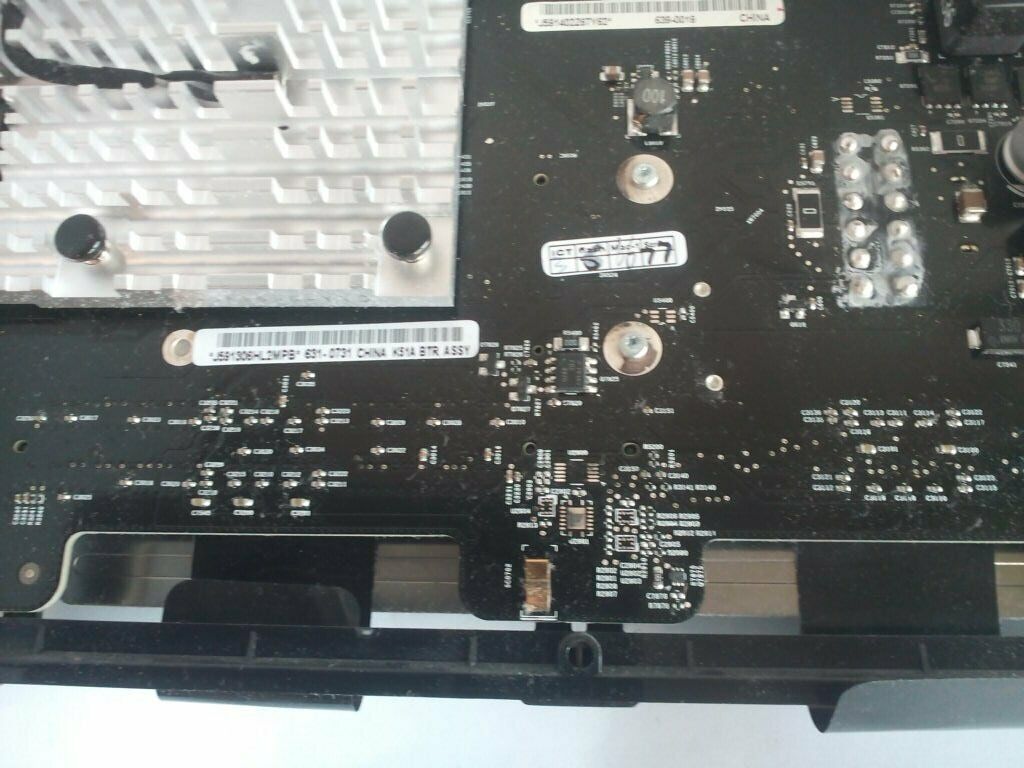 Apple Imac 24" A1225 2009 Logic 2.66GHz On-Board Graphics Nvidia 9400 820-2491-A