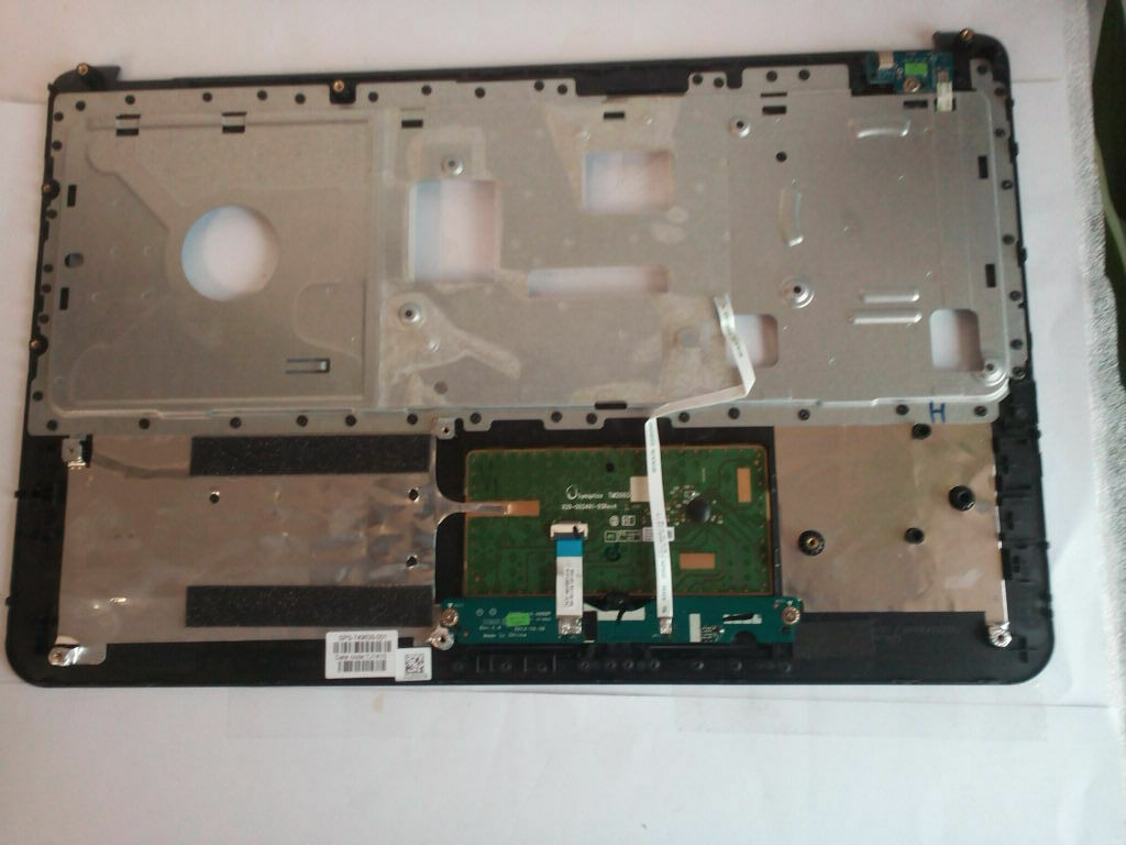 HP 15-G 15-G029WM 15.6" LAPTOP GENUINE BLACK PALMREST & TOUCHPAD / 749639-001