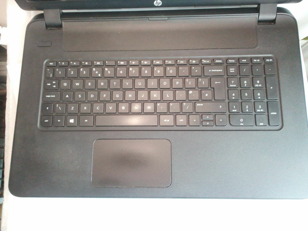 HP 17-p150sa 17.3” Amd 2.20ghz 12gb Ram ddr3 240gb Ssd Hdmi w11 Pro Laptop