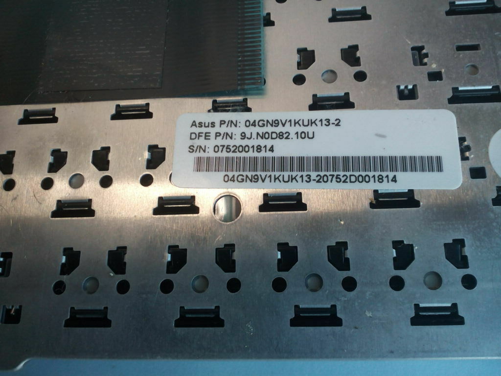 ASUS X50R 15.4" USED KEYBOARD UK LAYOUT - 9J.N0D82.10E / GRADE A