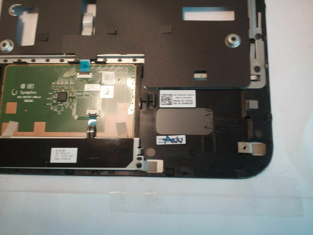 Dell Latitude 3440 14” Laptop Genuine Palmrest Touchpad 0H9M39