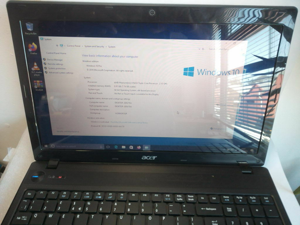 Acer Aspire 5552 15.6” 2.1ghz_Screen