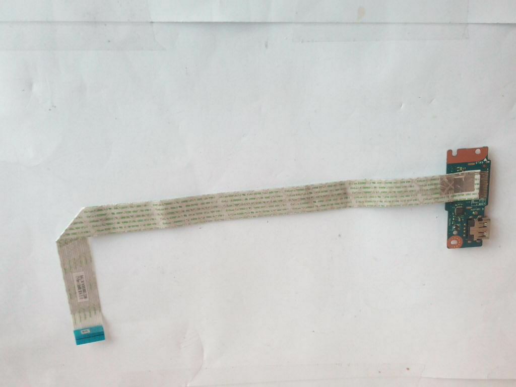 DELL Inspiron 17 5767 17" USB + CARD READER + FLEX CABLE LS-D801P