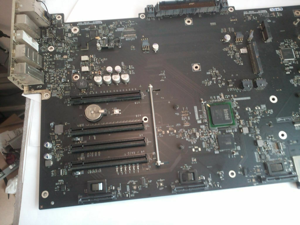 Apple Mac Pro 4,1 2009 A1289 Backplane Logic Board 820-2337-A