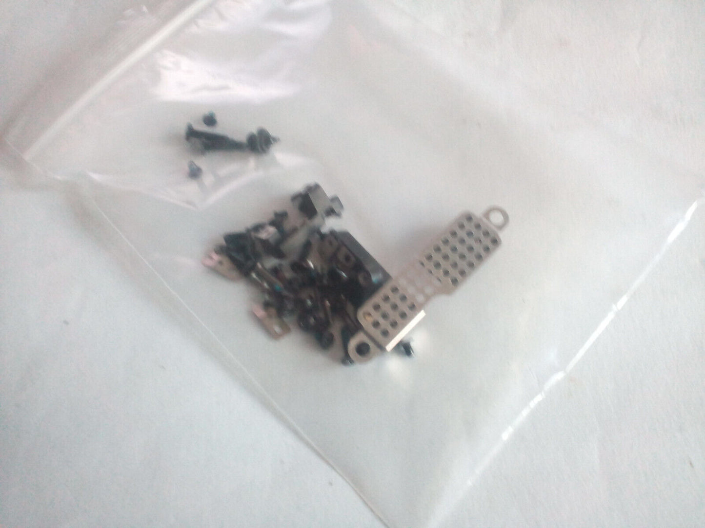 Apple MacBook Pro 2011-2102 15" Complete Full Set Of Screws Internal/external