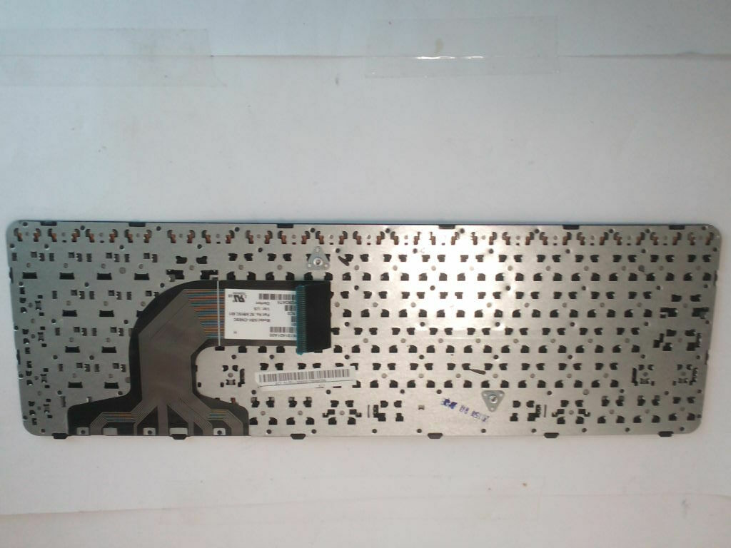 hp Pavilion 15-g317cl 15-Series ORIGINAL KEYBOARD & FRAME 749658-001 Grade A