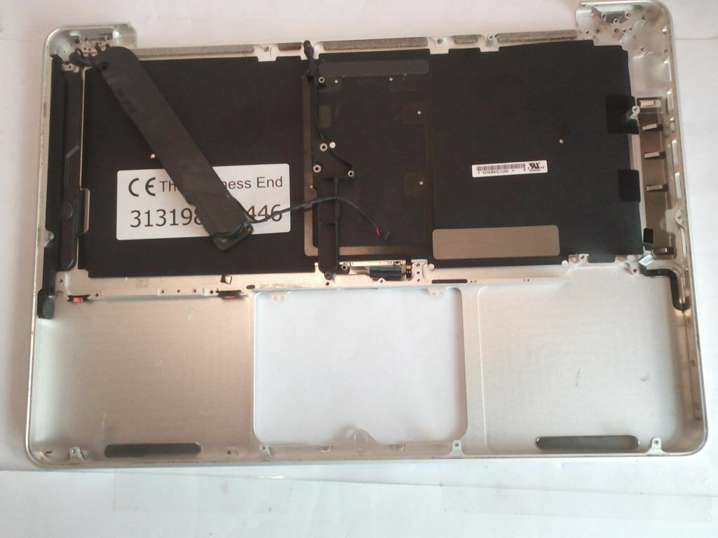 MacBook Pro 13" A1278 2009 2010 Palmrest & US Keyboard / 661-5858 / 661-5561