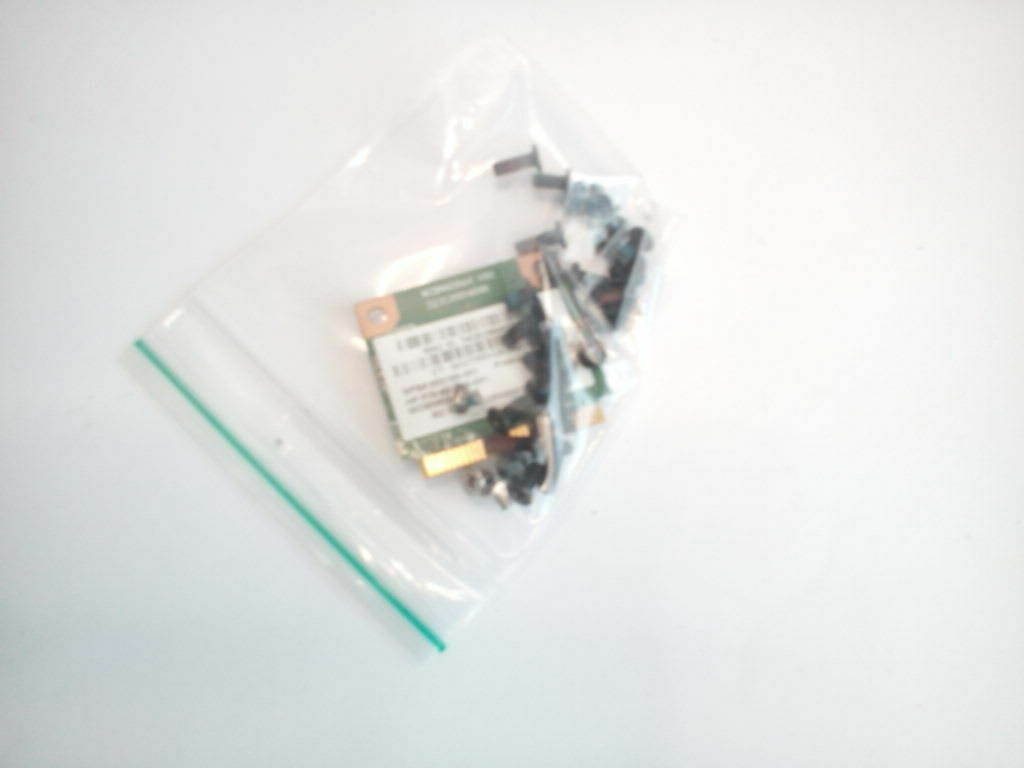 Hp Pavilion G6 Laptop Genuine COMPLETE SCREWS & WIFI CARD 670691-001