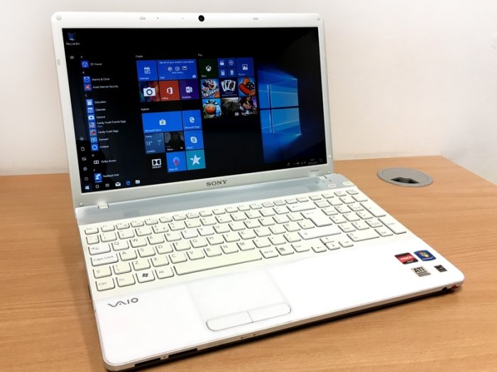 SONY VAIO VPCEE2E1E 15.6" AMD 2.10GHz 4GB 320GB HDD W10 PRO 64BIT LAPTOP Laptop