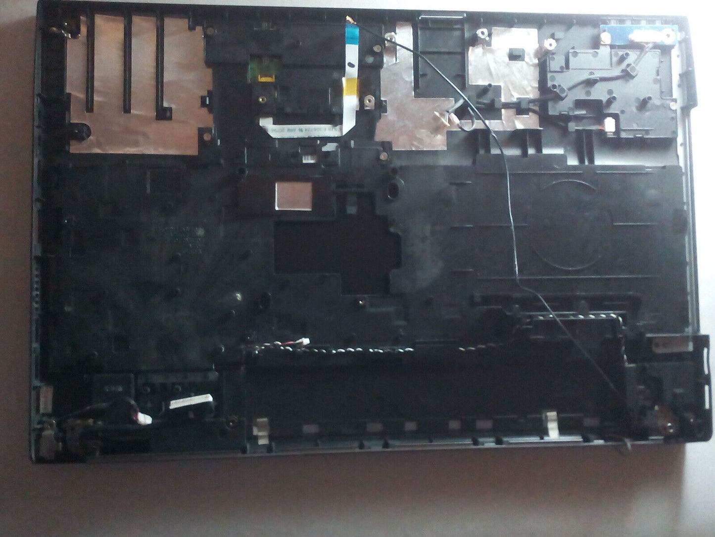 Samsung NP-400B5B 15.6" Laptop Screen Assembly & Palmrest + Touchpad