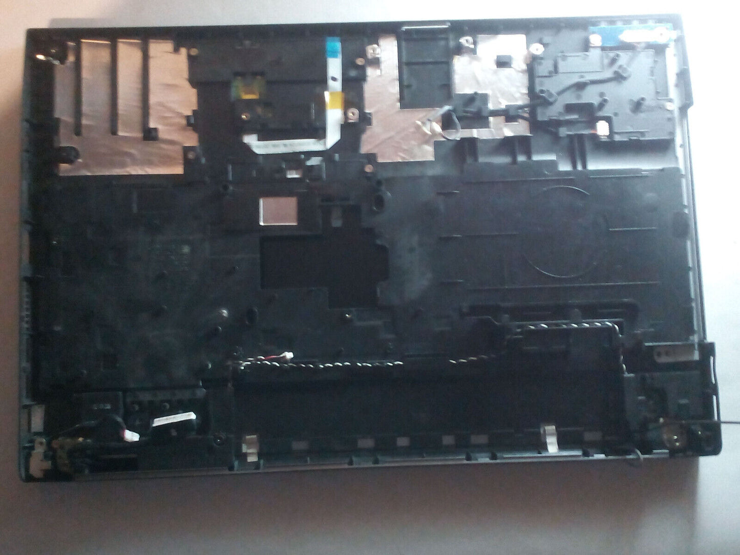 Samsung NP-400B5B 15.6" Laptop Screen Assembly & Palmrest + Touchpad