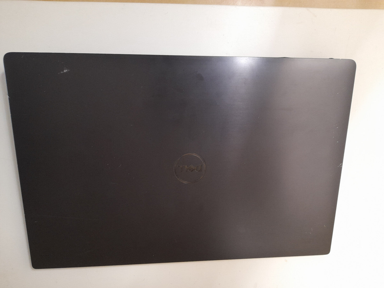 Dell P56F Screen Assembly With Hinges and lid