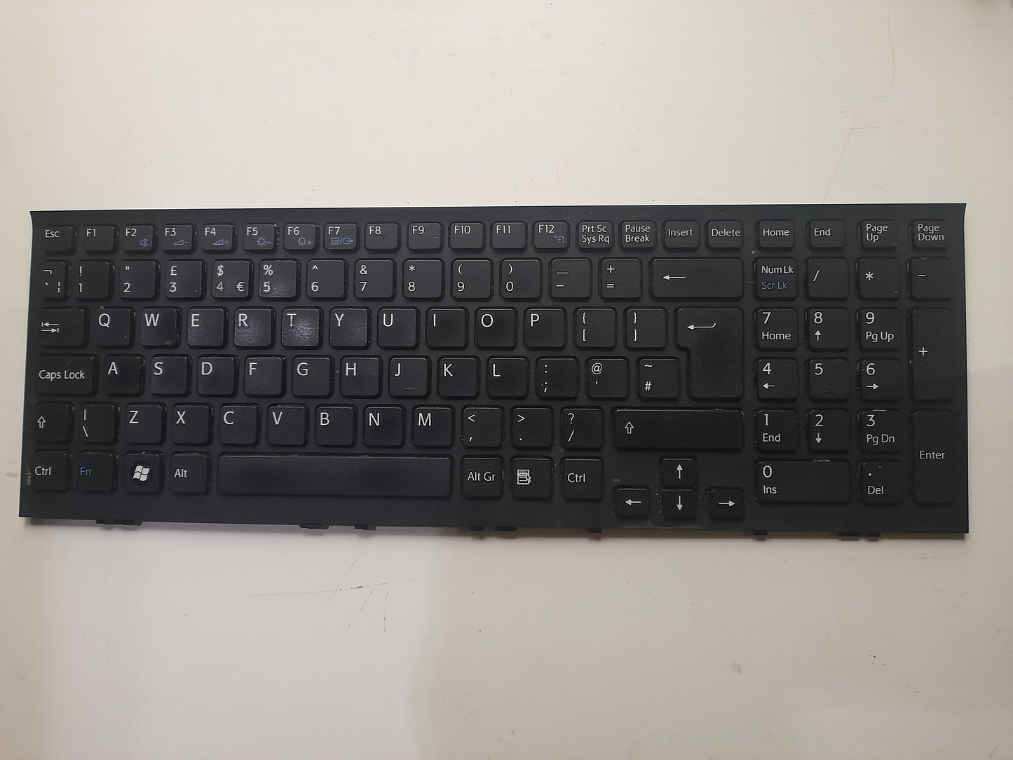 Sony Vaio 15.6" VPCEE3Z0E VPCEE3ZOE PCG-61511M Keyboard 9Z.N5CSQ.00U