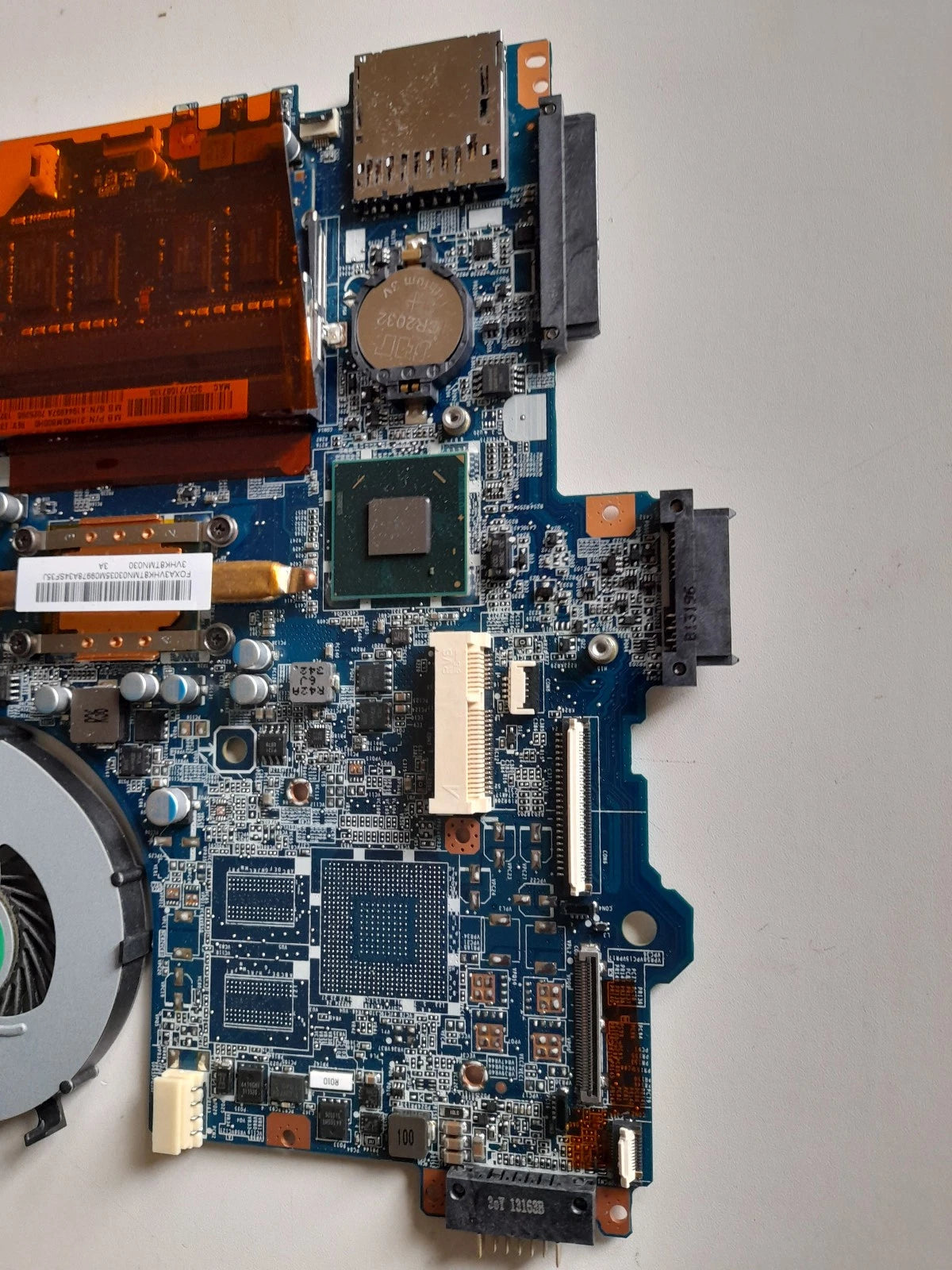 Sony VAIO SVF142C29M Laptop Motherboard + Fan P/N: DA0HK8MB6E0 Rev:E. Core I3