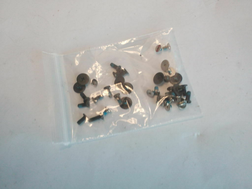 TOSHIBA SATELLITE C40-C 14.1"  Complete Full Laptop Screws Set