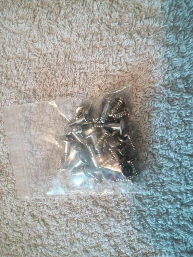 Apple 2011 27' Cinema Thunderbolt Full Set / Complete Screws