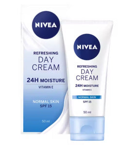 Nivea  Light Moisturiser Refreshing Nourishing Tinted Skin Face Cream - 50ml New