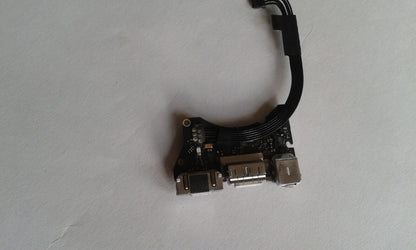 Apple MacBook Air 11" A1465 2012 DC Jack USB Power Audio I/O Board 820-3213-A