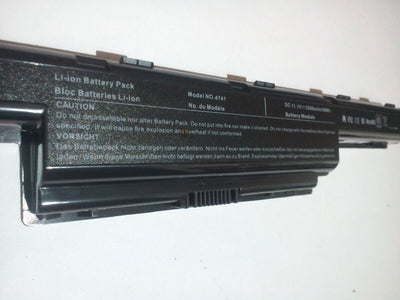 A black Acer Aspire laptop battery with model number AS10D75 visible on the label.