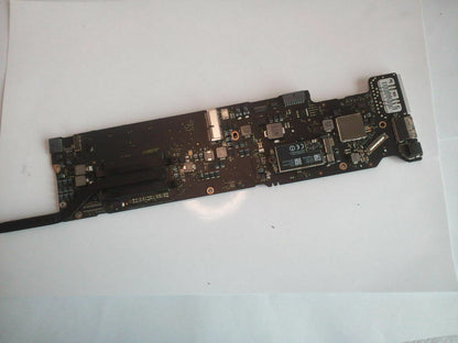 MacBook Pro Retina 13" Mid 2017 A1466 LOGICBOARD 1.8GHz 8GB FAULTY 661-08140