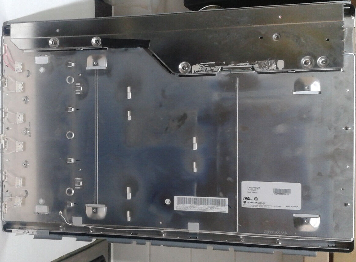 Apple 23" Cinema Display Matt LCD Screen Panel 1366 x 768 LM230WU3 ST C3