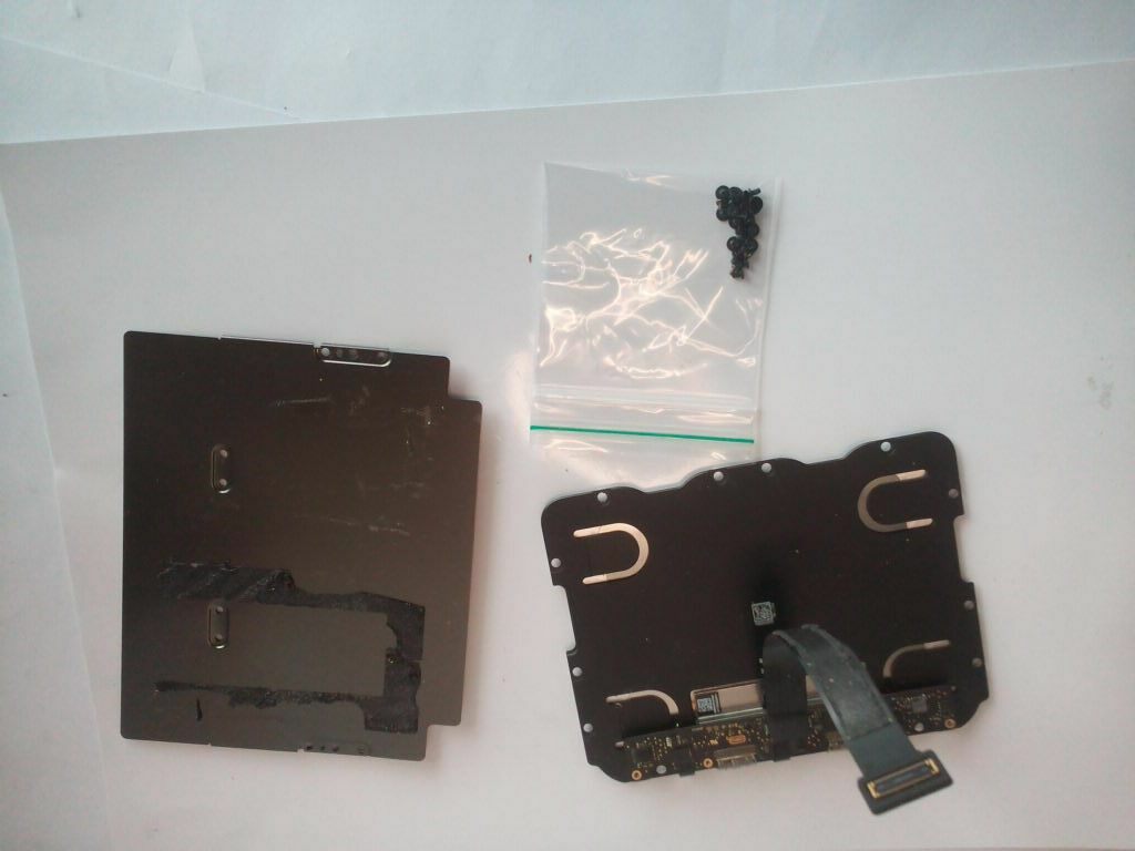 MacBook Pro Retina 13" A1502 2015 TOUCHPAD SCREWS + CABLE + 821-00184| 810-00149