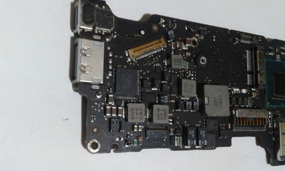 Apple MacBook Air A1370 11" 2011  Logic Board i5 1.6GHz | 820-3024-B | 661-6070