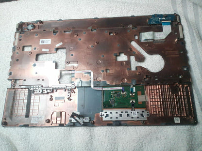 Dell Latitude E6530 15.6" Series GENUINE PALMREST & TOUCHPAD 00MCCJ