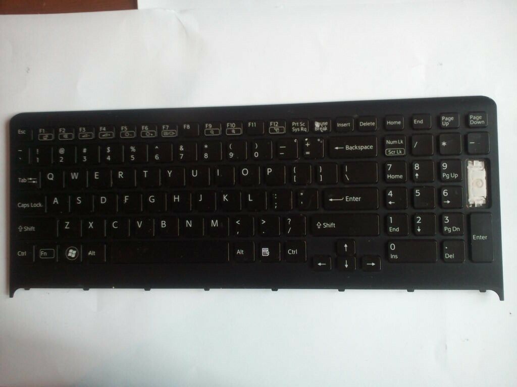 SONY F-SERIES PCG-81312L VPC Laptop Keyboard US 045-0001-128-B