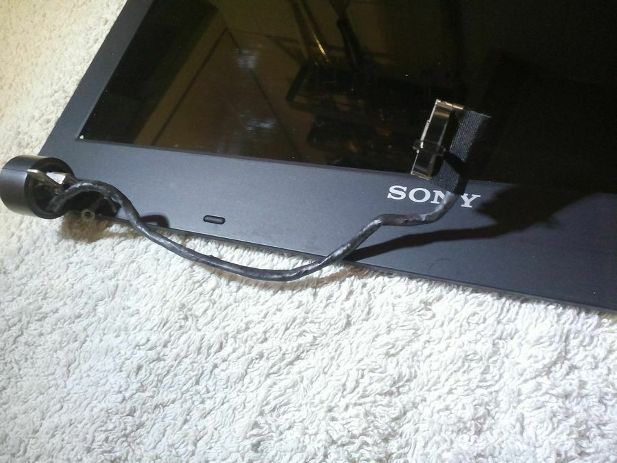 Sony Vaio VPCS115FH / PCG-51111W Laptop Complete Screen Assembly w/Hinges