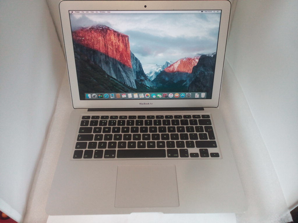 Apple MacBook AIR 13'' A1466 Core i5 1.8GHz 4GB/256GB (Mid 2012) Grade A-